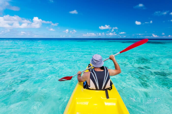 Chèo thuyền kayak trên biển