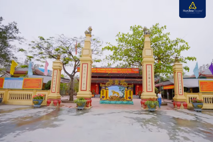 Hình ảnh của đền Ông Hoàng Mười thuộc tỉnh Nghệ An