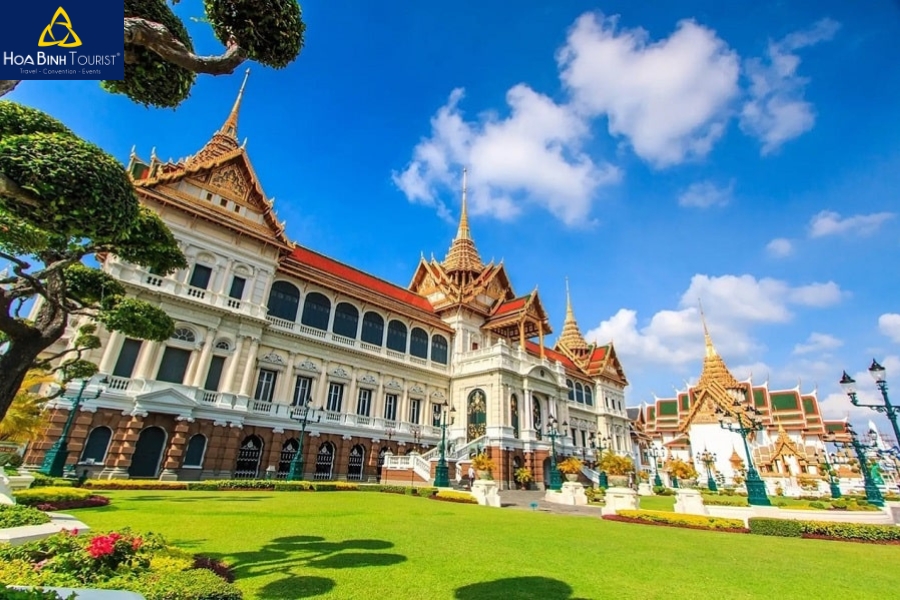 Thủ đô Bangkok thu hút hàng triệu lượt du khách du lịch mỗi năm
