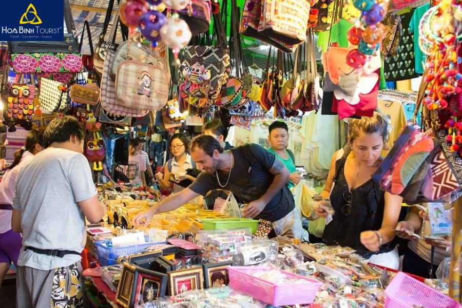 Nên đàm phán giá cả trước khi mua hàng tại các chợ địa phương Thái Lan