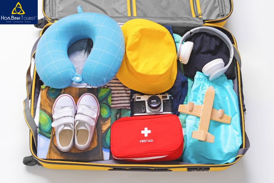 Chuẩn bị các vật dụng cần thiết cho bé trong suốt chuyến đi