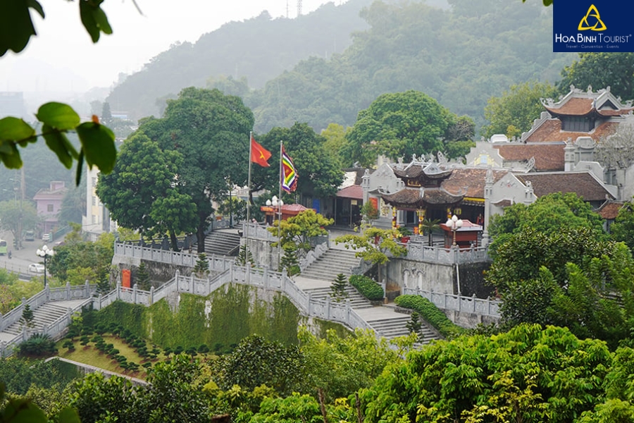 Đền Cửa Ông - Điểm đến tâm linh và du lịch nổi tiếng tại Quảng Ninh 