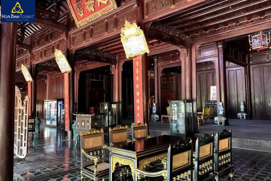 Kiến trúc bên trong Cung Diên Thọ - nơi nghỉ ngơi của Thái Hoàng, Thái Hậu 