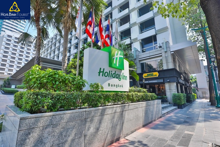 Khách sạn Holiday Inn Bangkok Thái Lan tiêu chuẩn 4 sao