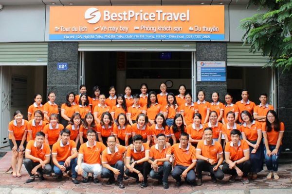 Đội ngũ nhân viên công ty du lịch giá rẻ BestPrice