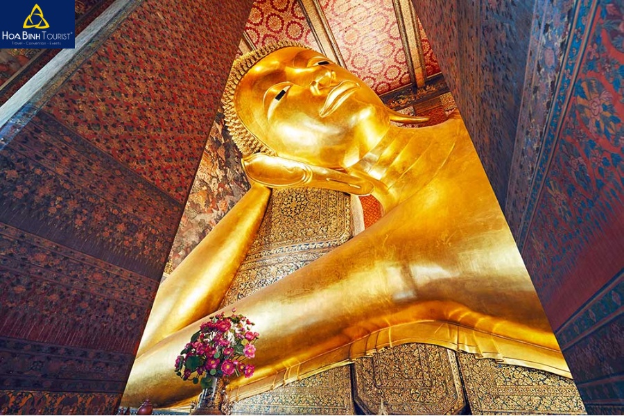 Khi đến Thái Lan, bạn hãy dành thời gian lui tới chùa Wat Pho để chiêm ngưỡng nét đẹp tín ngưỡng, tâm linh được lưu giữ tại đây