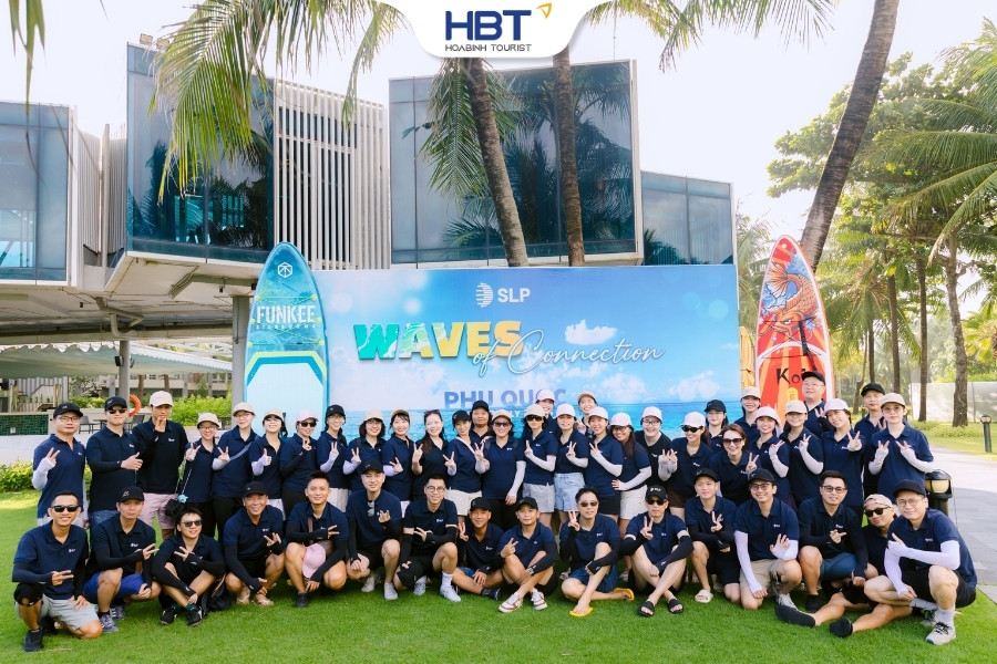 HOABINH TOURIST ĐỒNG HÀNH CÙNG HBG ĐÓN NHẬN CÚP DANH GIÁ "MICE – THE RISING WAVE 2025"
