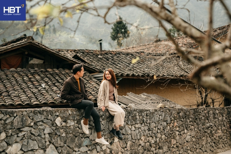 Du khách check - in nhà của Pao