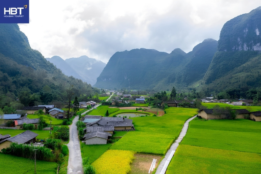 Thung Lũng Sủng Là