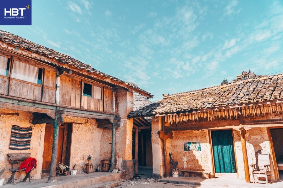 Làng văn hóa Lô Lô Chải