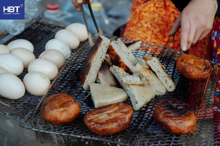 Bánh tam giác mạch 