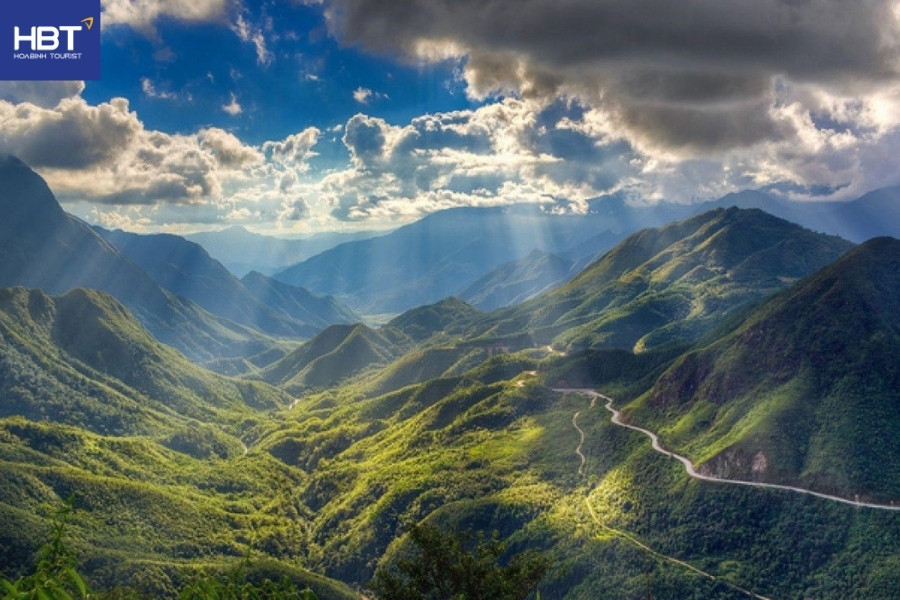 view từ cây cô đơn sapa