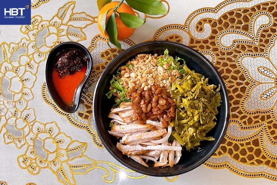chợ phiên sapa - Phở chua