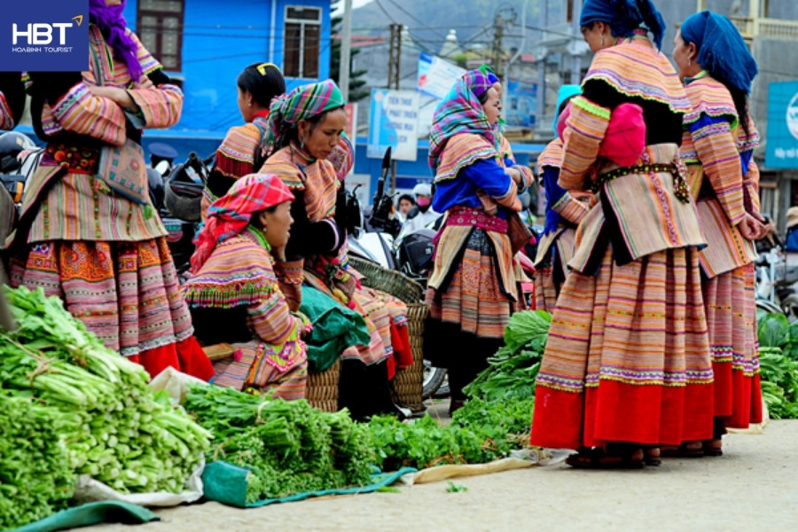 chợ phiên sapa