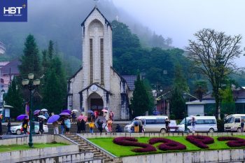 nhà thờ đá sapa
