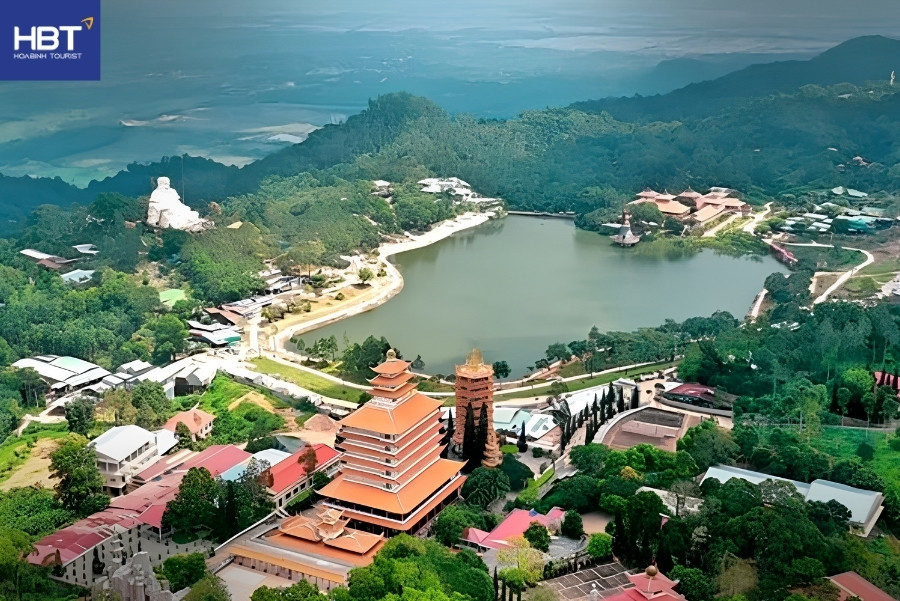 Khu du lịch quốc gia Núi Sam