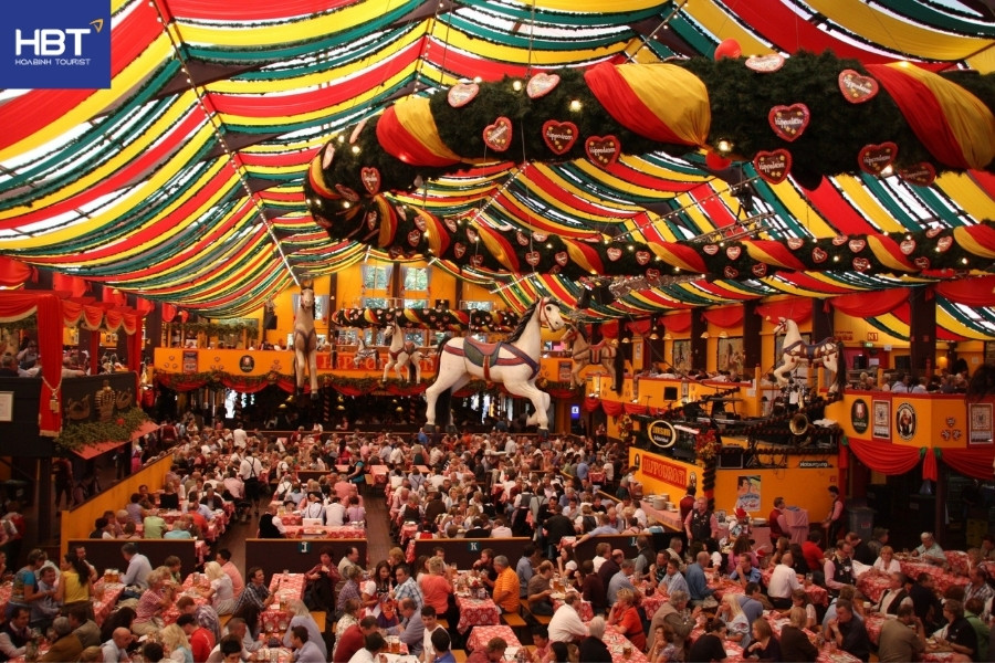 mùa thu châu Âu -Lễ hội bia Oktoberfest tại Đức