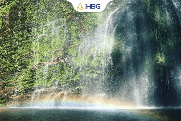 Khám phá thác Tình Yêu Sapa thơ mộng giữa núi rừng